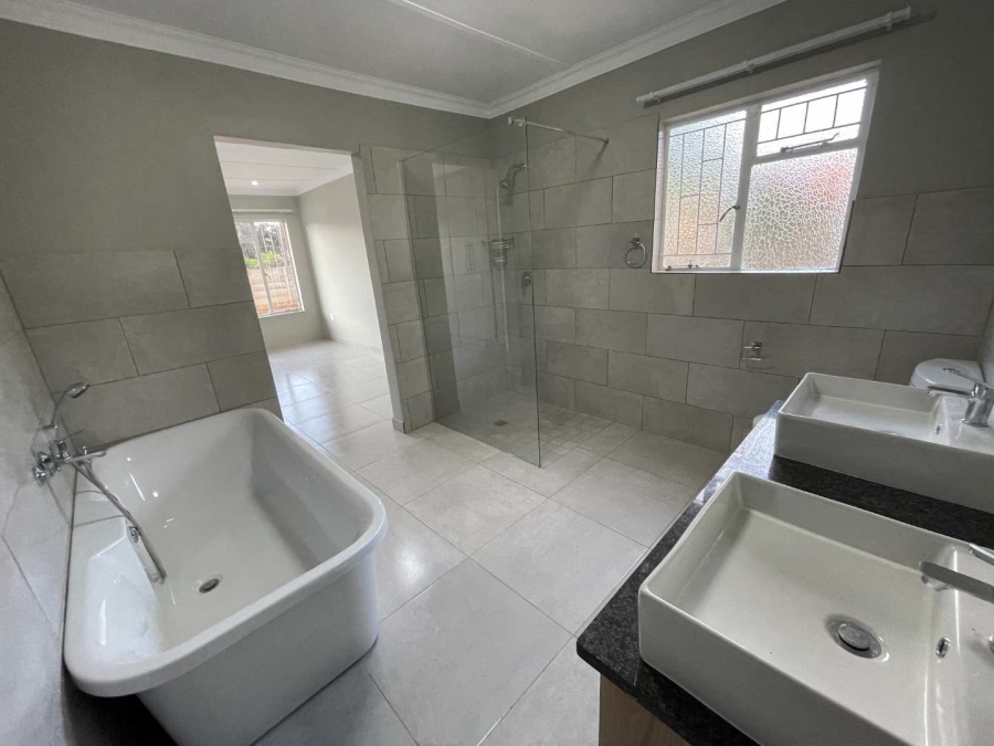 4 Bedroom Property for Sale in Fichardt Park Free State